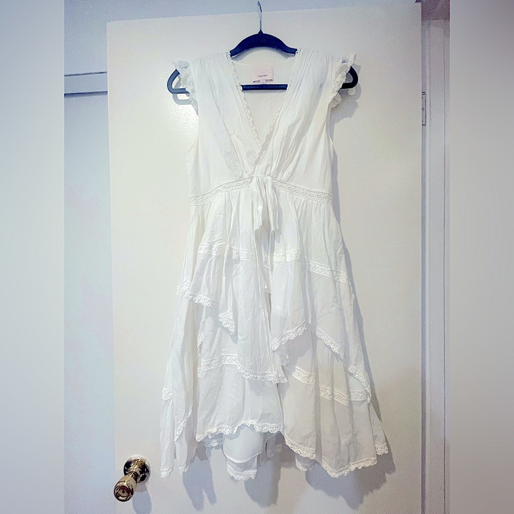 Embroidered White Ruffle Sleeve Cinq a Sept Dress Size 2